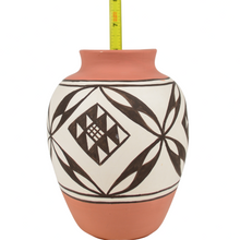 Isieta New Mexico Pueblo American Native Jar Vase Pottery Art Signed Dora Jojola
