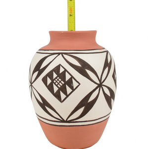 Isieta New Mexico Pueblo American Native Jar Vase Pottery Art Signed Dora Jojola