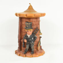 Handcrafted Candle with great detail in Excellent Vintage Condition.  Still has all of the original stickers and has never been burned.  Measures aprx. 7.5" tall x 4.5" wide. 